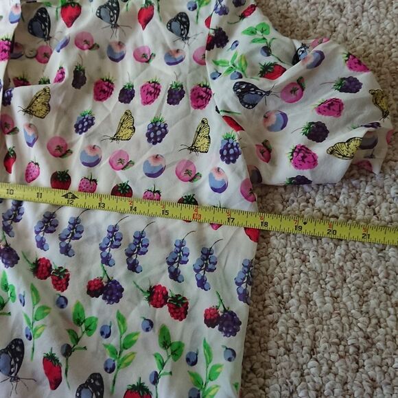 Versace x H&M colorful fruits top - Picture 6 of 12